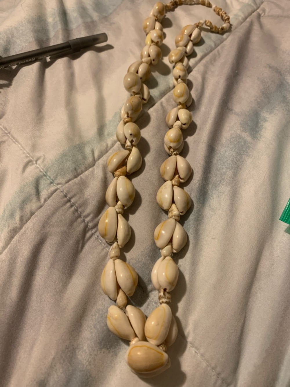 Shell Bead Necklace - Picture 7 of 7
